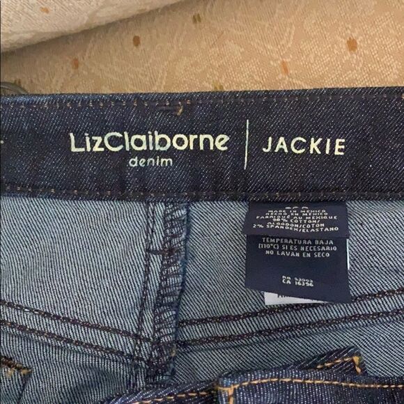 ***** 5 for $25 Liz  Claiborne straight leg jeans - Picture 4 of 6
